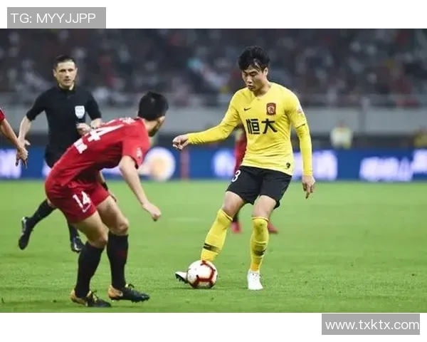 恒大淘宝与上港的巅峰对决谁能在中超赛场上书写新的传奇